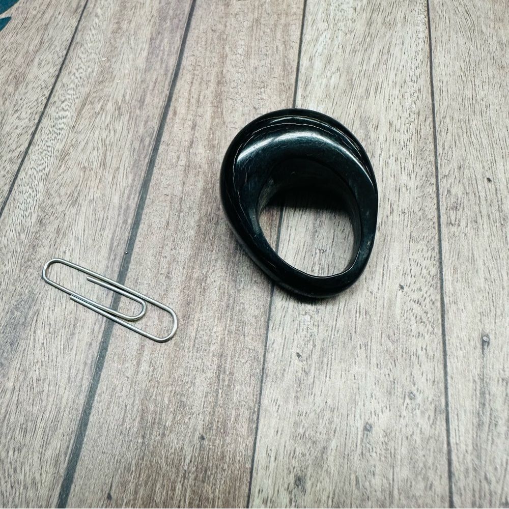 Artisan Made Carved Horn Ring‎ B5